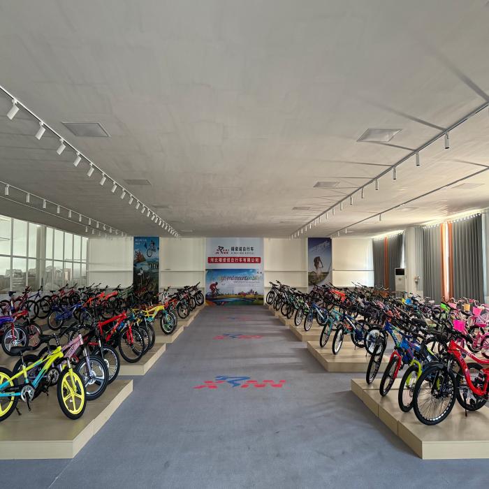Rower górski dla dzieci w wiek – Cycling Gear Of The Year recenzja i cena